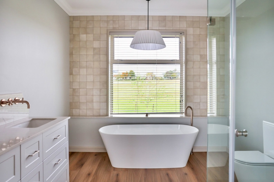 To Let 3 Bedroom Property for Rent in Kingswood Golf Estate Western Cape